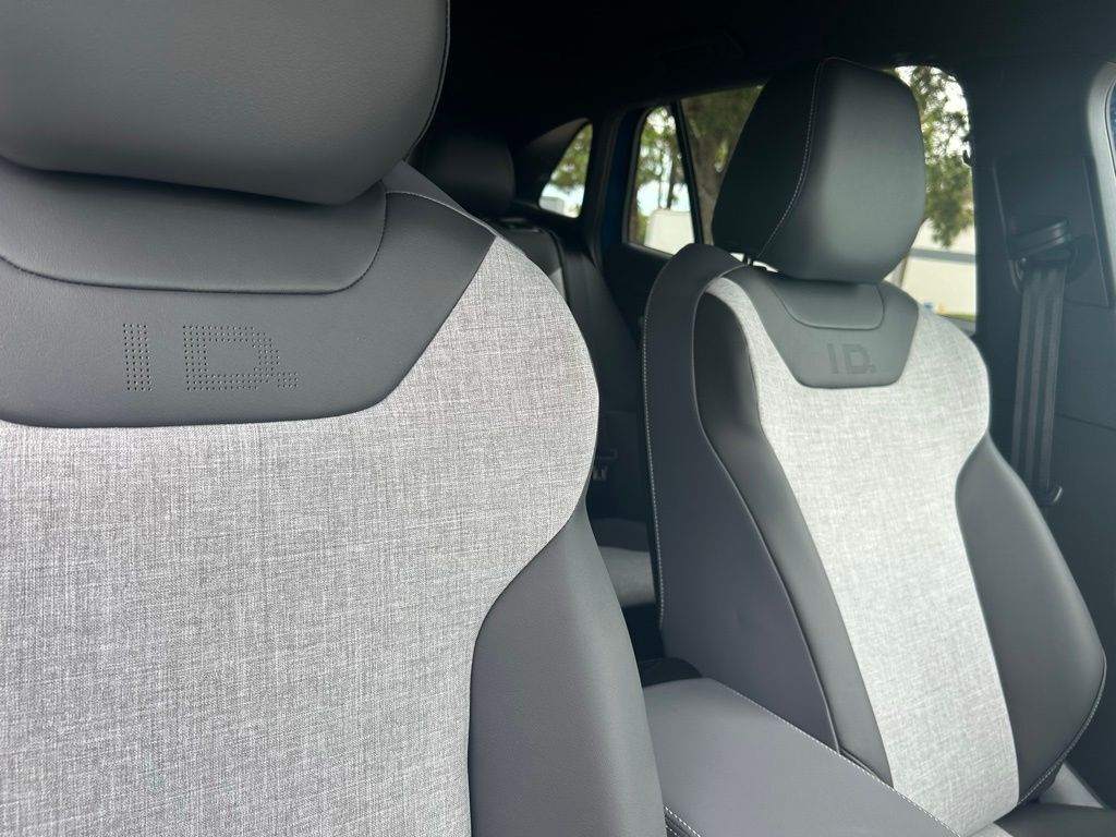 2025 Volkswagen ID.4 Pro Tampa FL