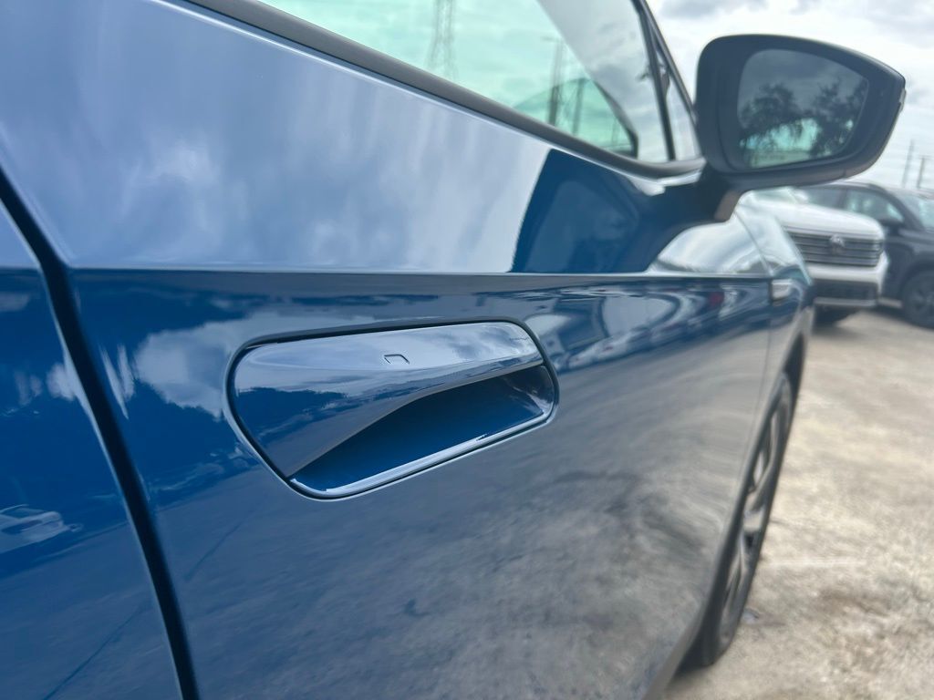 2025 Volkswagen ID.4 Pro Tampa FL