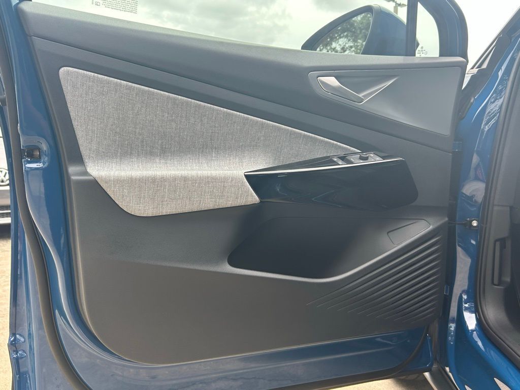 2025 Volkswagen ID.4 Pro Tampa FL