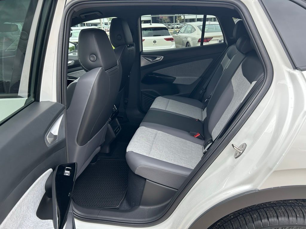 2025 Volkswagen ID.4 Pro Tampa FL