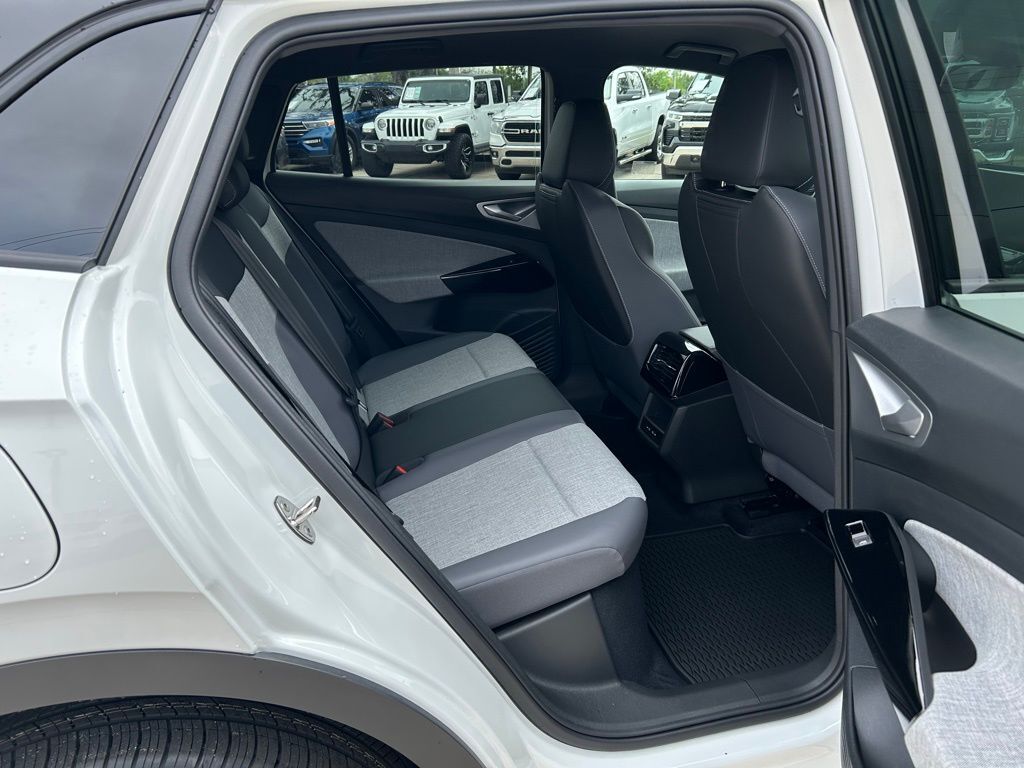 2025 Volkswagen ID.4 Pro Tampa FL
