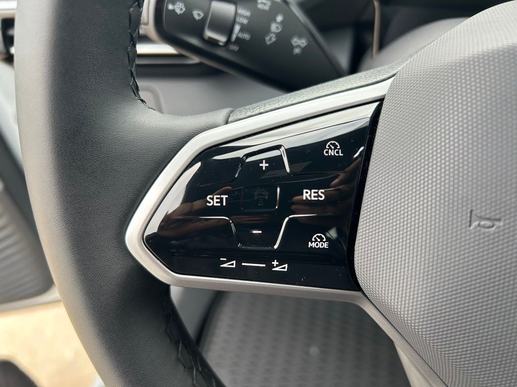 2025 Volkswagen ID.4 Pro Tampa FL