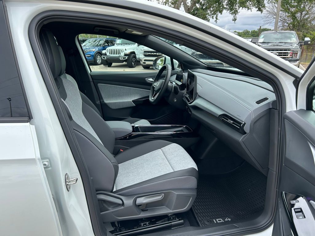 2025 Volkswagen ID.4 Pro Tampa FL