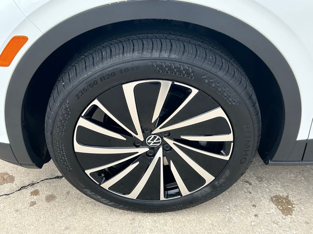 2025 Volkswagen ID.4 Pro Tampa FL