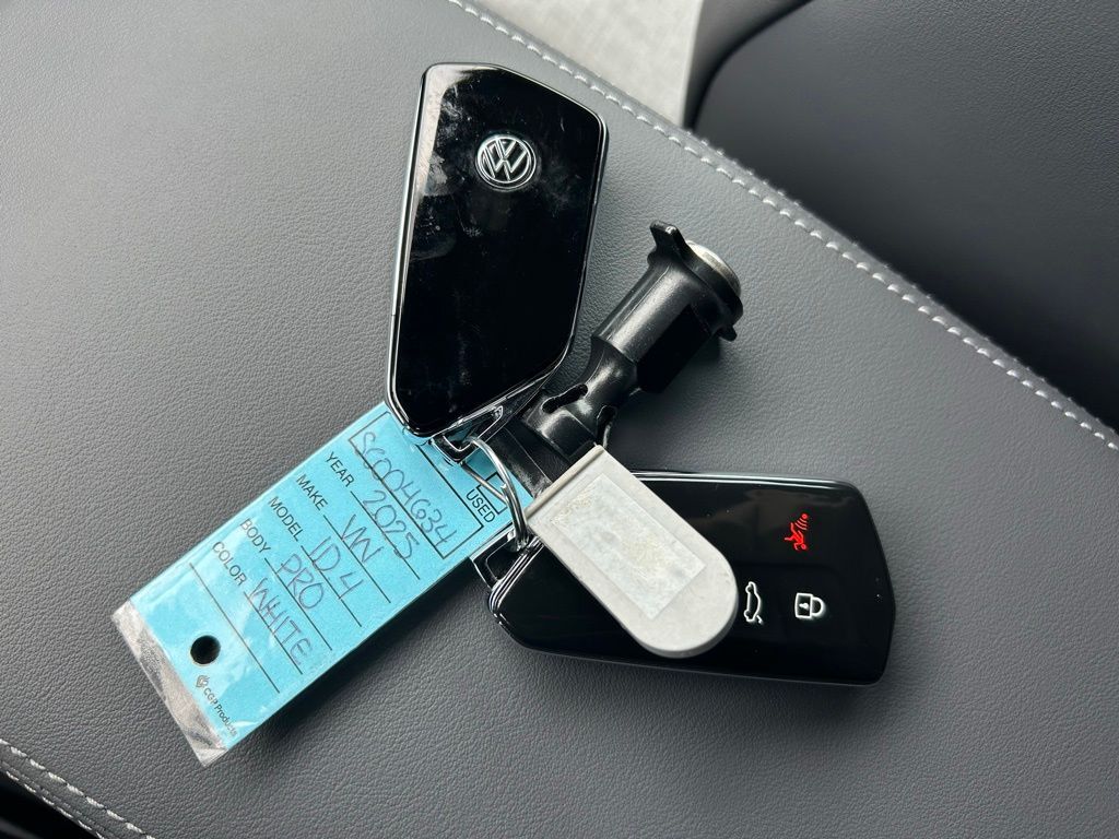 2025 Volkswagen ID.4 Pro Tampa FL