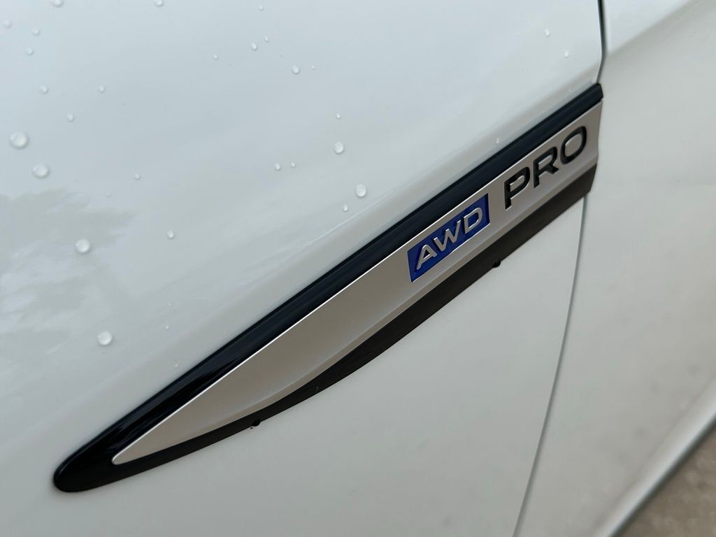 2025 Volkswagen ID.4 Pro Tampa FL