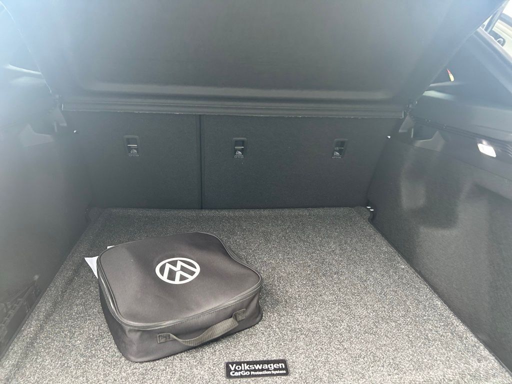 2025 Volkswagen ID.4 Pro Tampa FL