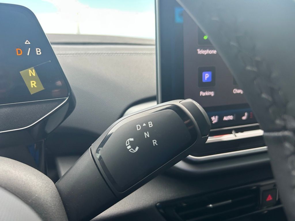 2025 Volkswagen ID.4 Pro Tampa FL