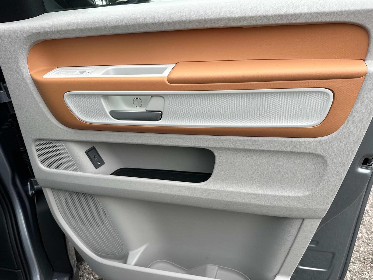 2025 Volkswagen ID. Buzz Woodbridge VA