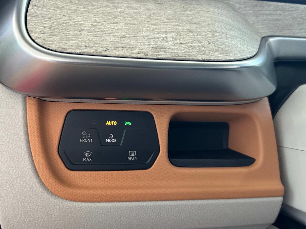 2025 Volkswagen ID. Buzz Woodbridge VA