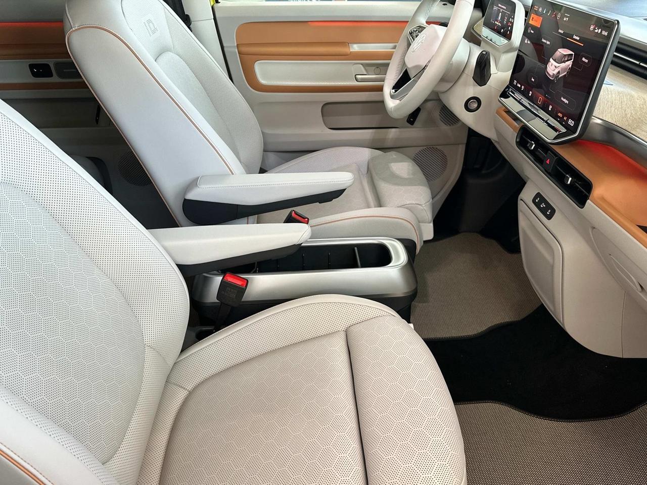 2025 Volkswagen ID. Buzz Woodbridge VA