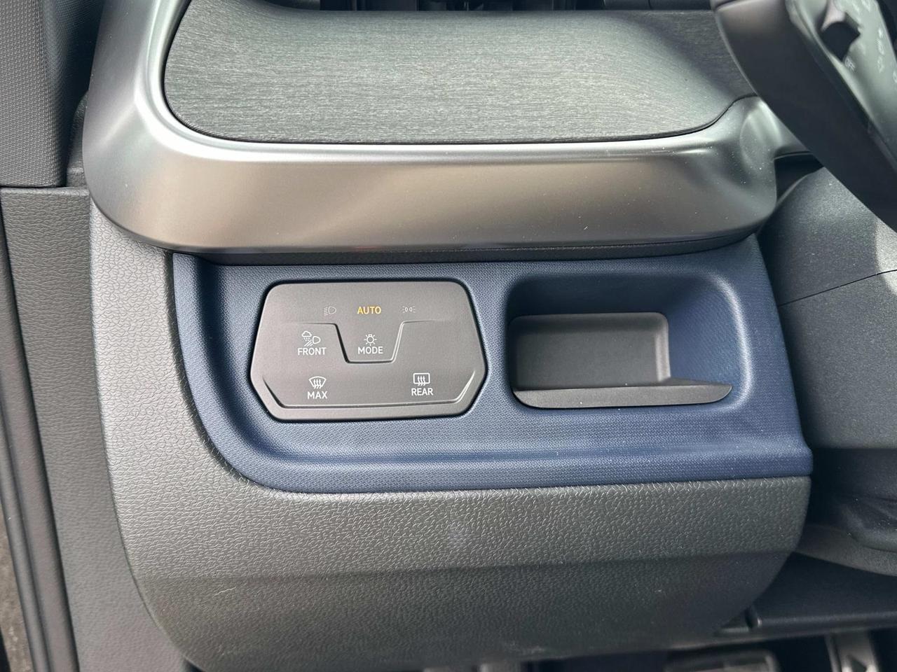 2025 Volkswagen ID. Buzz Woodbridge VA