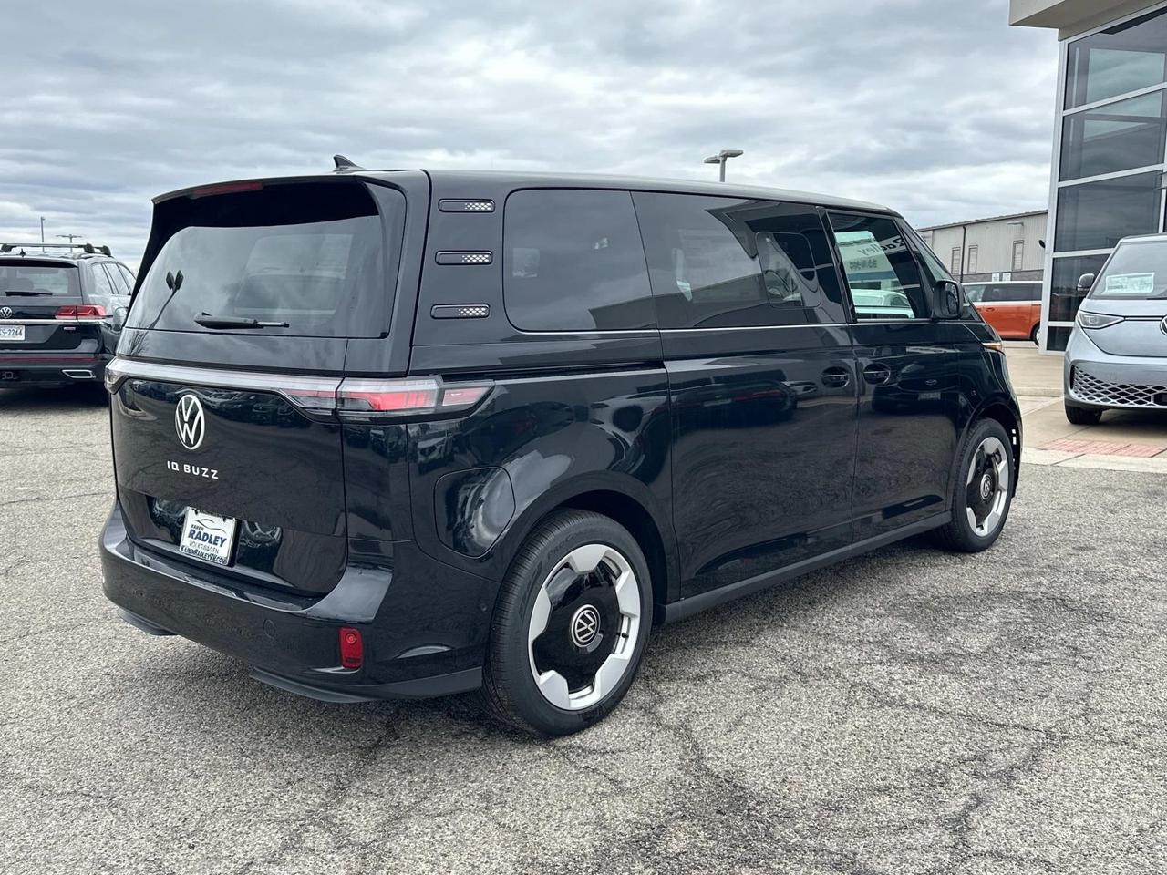 2025 Volkswagen ID. Buzz Woodbridge VA