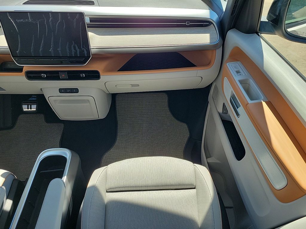 2025 Volkswagen ID. Buzz 1st Edition Tampa FL