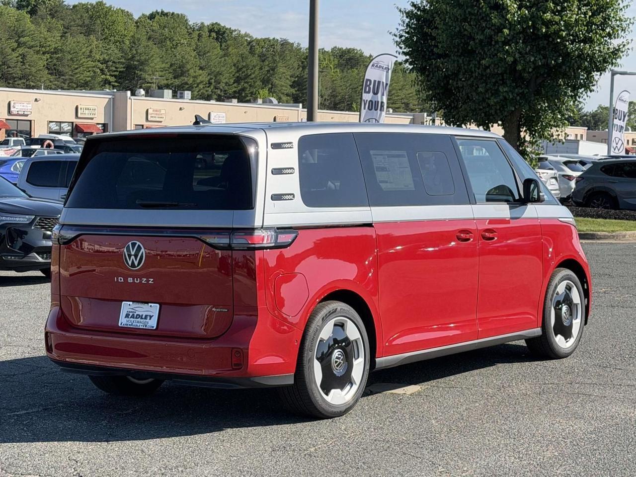 2025 Volkswagen ID. Buzz Pro S Plus