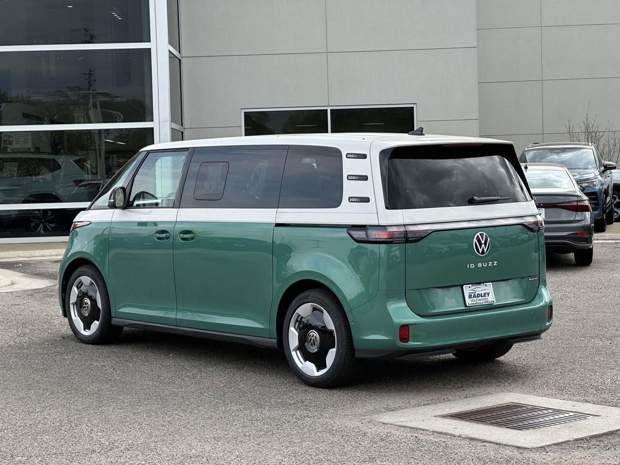 2025 Volkswagen ID. Buzz Pro S Plus Woodbridge VA