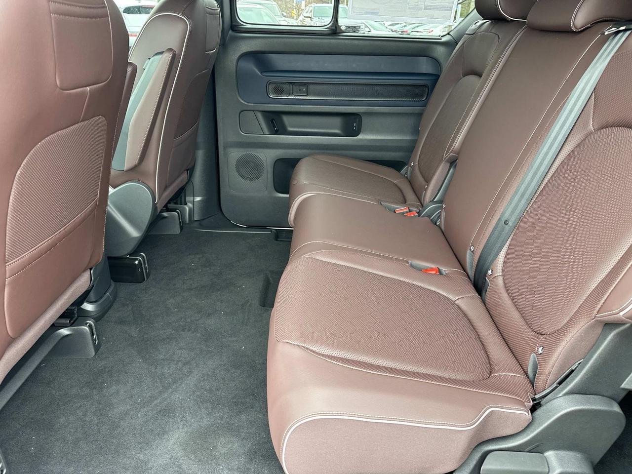 2025 Volkswagen ID. Buzz Pro S Woodbridge VA