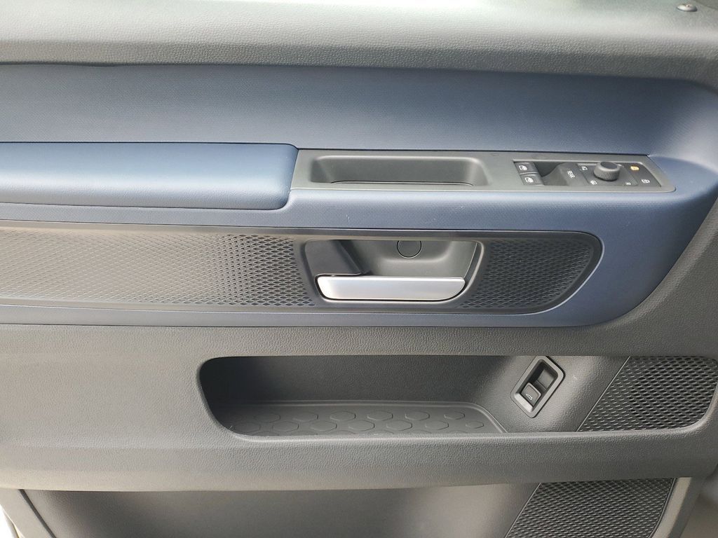 2025 Volkswagen ID. Buzz Pro S Tampa FL