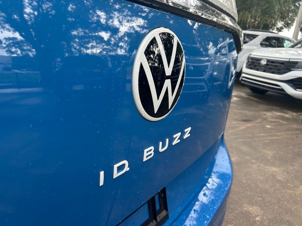 2025 Volkswagen ID. Buzz Tampa FL