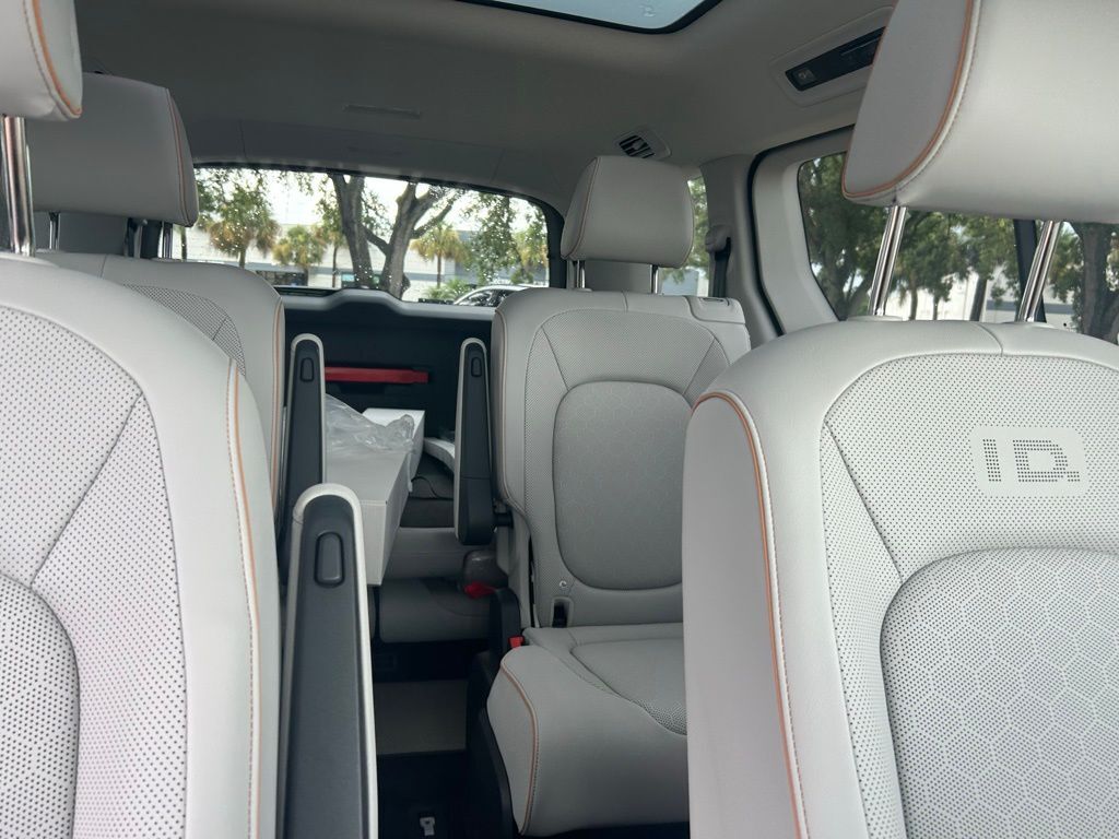 2025 Volkswagen ID. Buzz Tampa FL