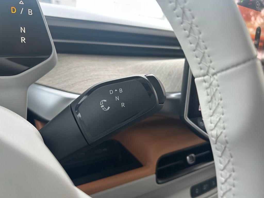 2025 Volkswagen ID. Buzz Tampa FL