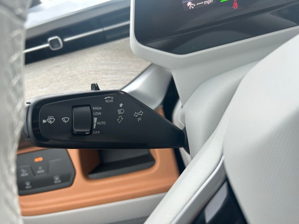 2025 Volkswagen ID. Buzz Tampa FL
