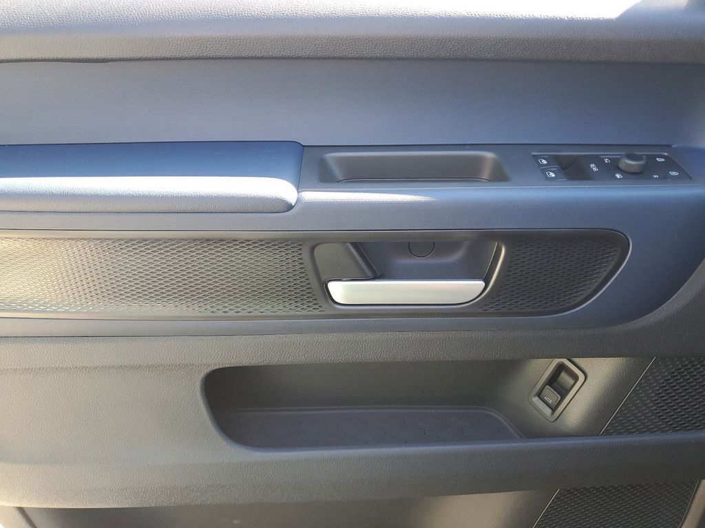 2025 Volkswagen ID. Buzz Tampa FL