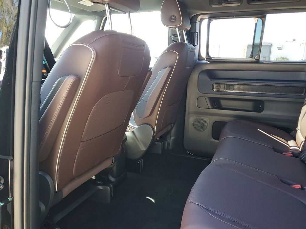 2025 Volkswagen ID. Buzz Tampa FL