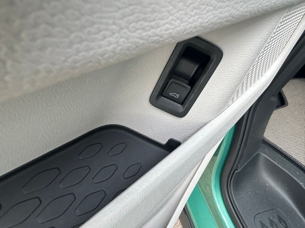 2025 Volkswagen ID. Buzz Tampa FL