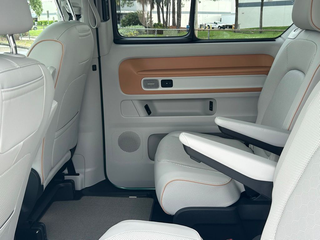2025 Volkswagen ID. Buzz Tampa FL
