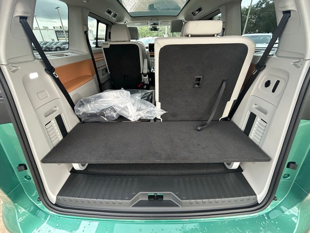 2025 Volkswagen ID. Buzz Tampa FL
