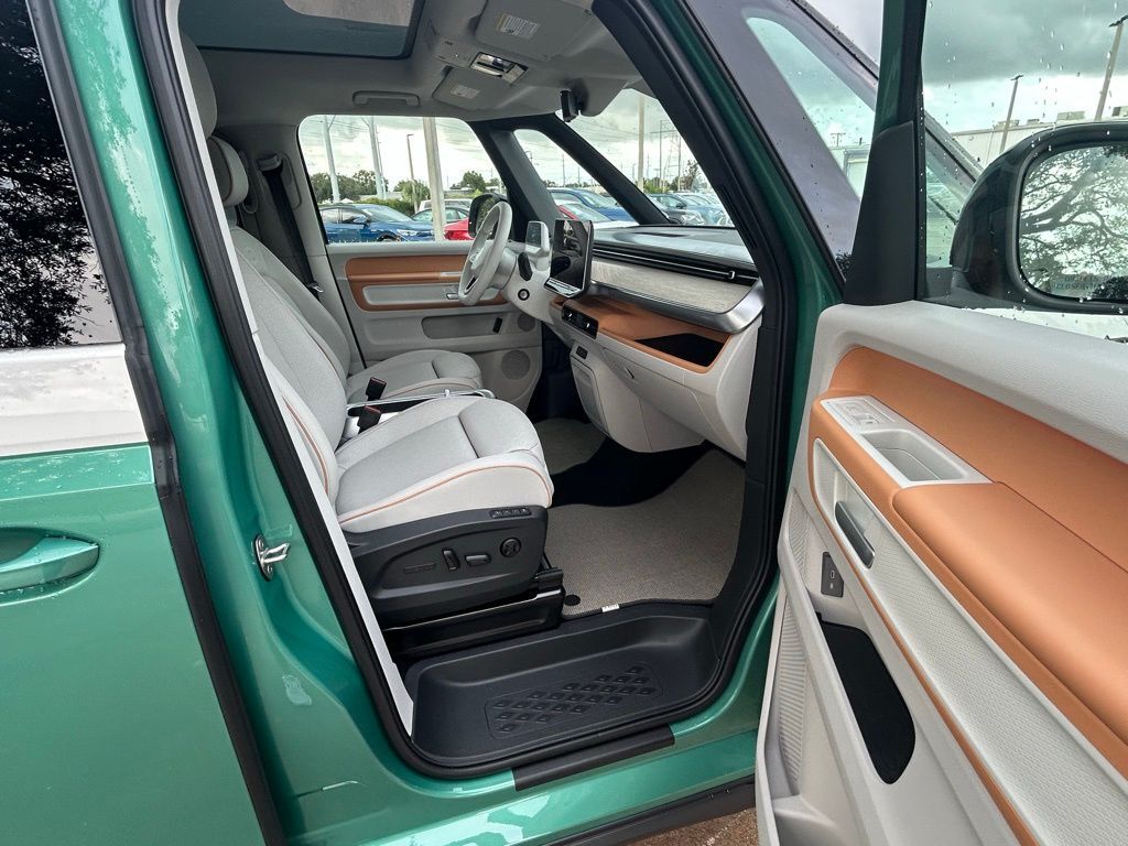 2025 Volkswagen ID. Buzz Tampa FL