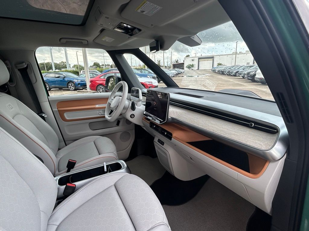 2025 Volkswagen ID. Buzz Tampa FL