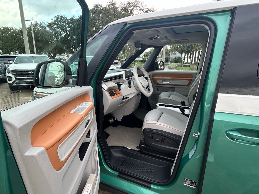 2025 Volkswagen ID. Buzz Tampa FL
