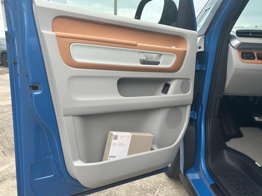 2025 Volkswagen ID. Buzz Tampa FL