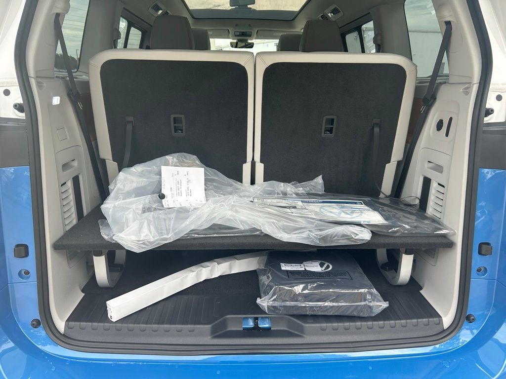 2025 Volkswagen ID. Buzz Tampa FL