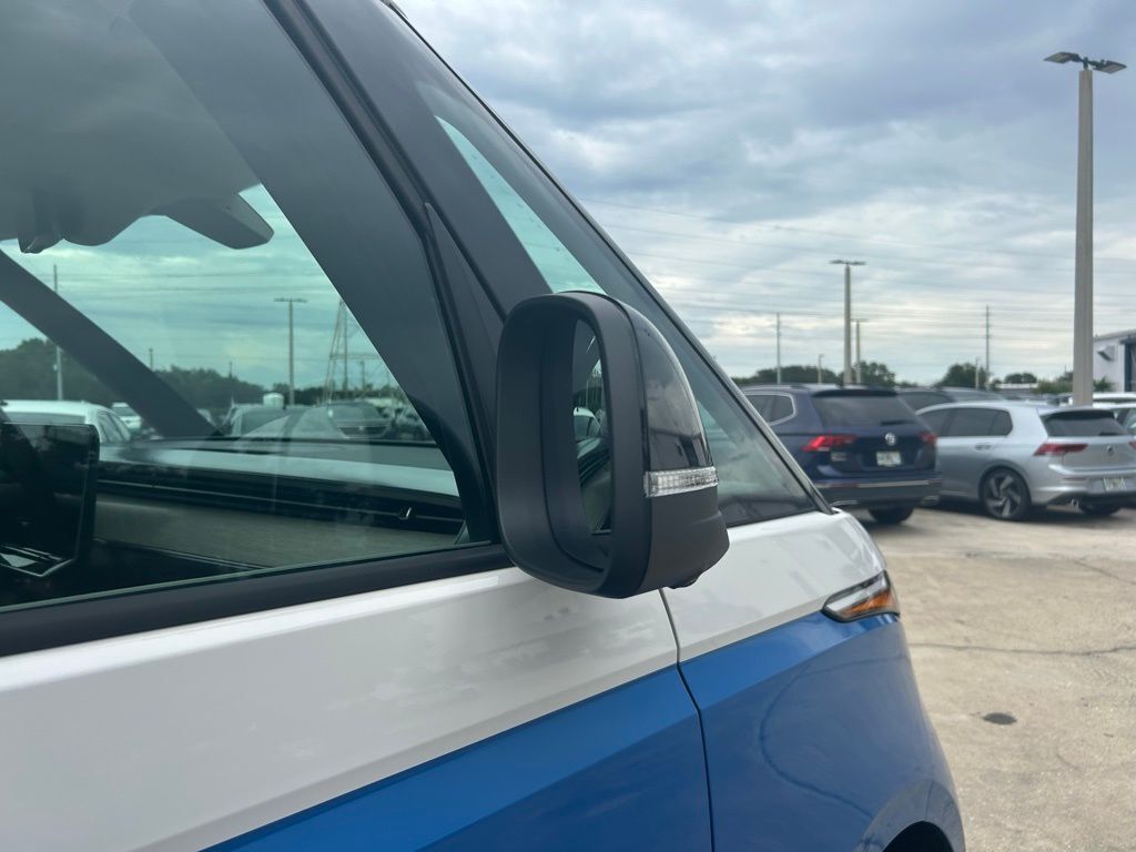 2025 Volkswagen ID. Buzz Tampa FL