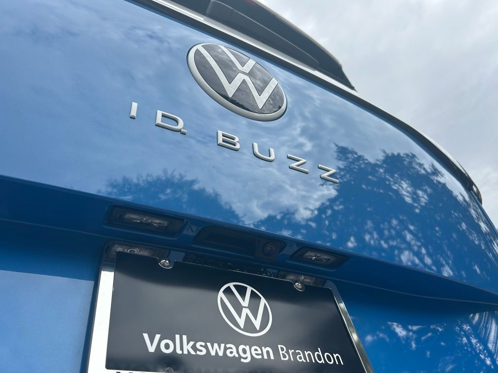 2025 Volkswagen ID. Buzz Tampa FL