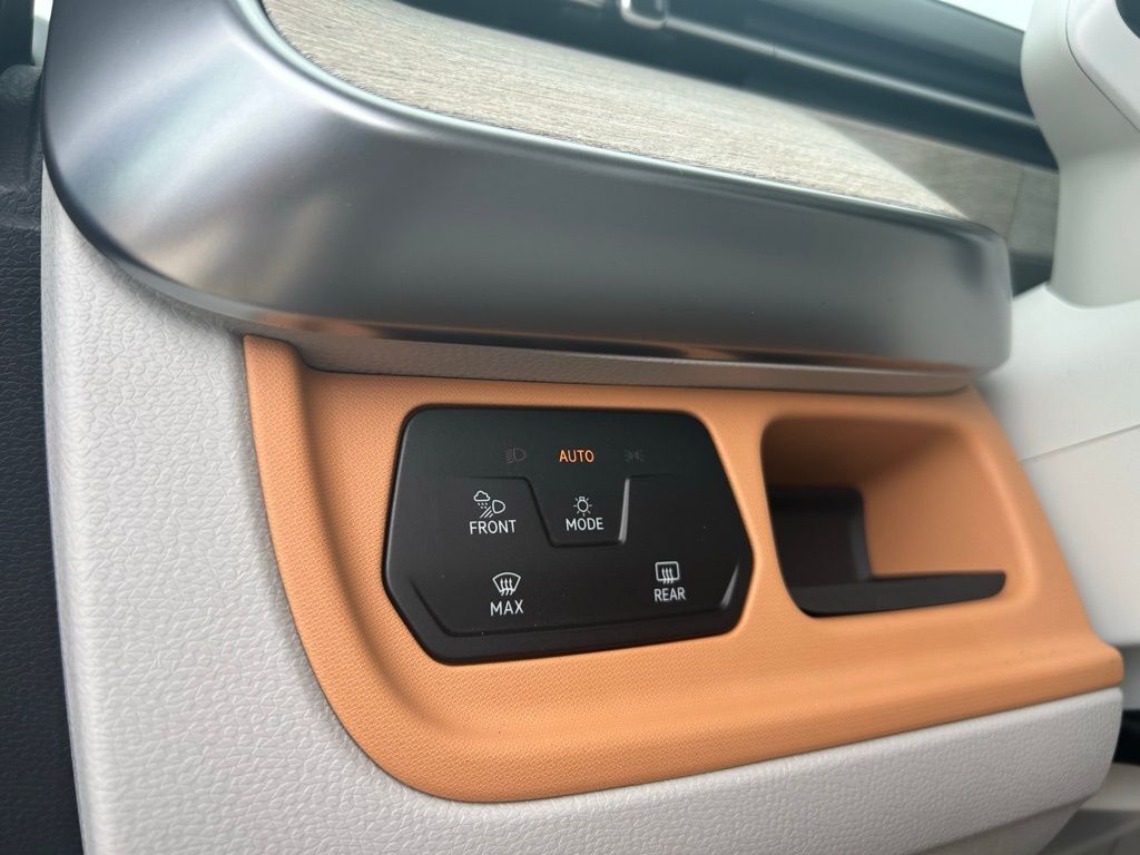 2025 Volkswagen ID. Buzz Tampa FL