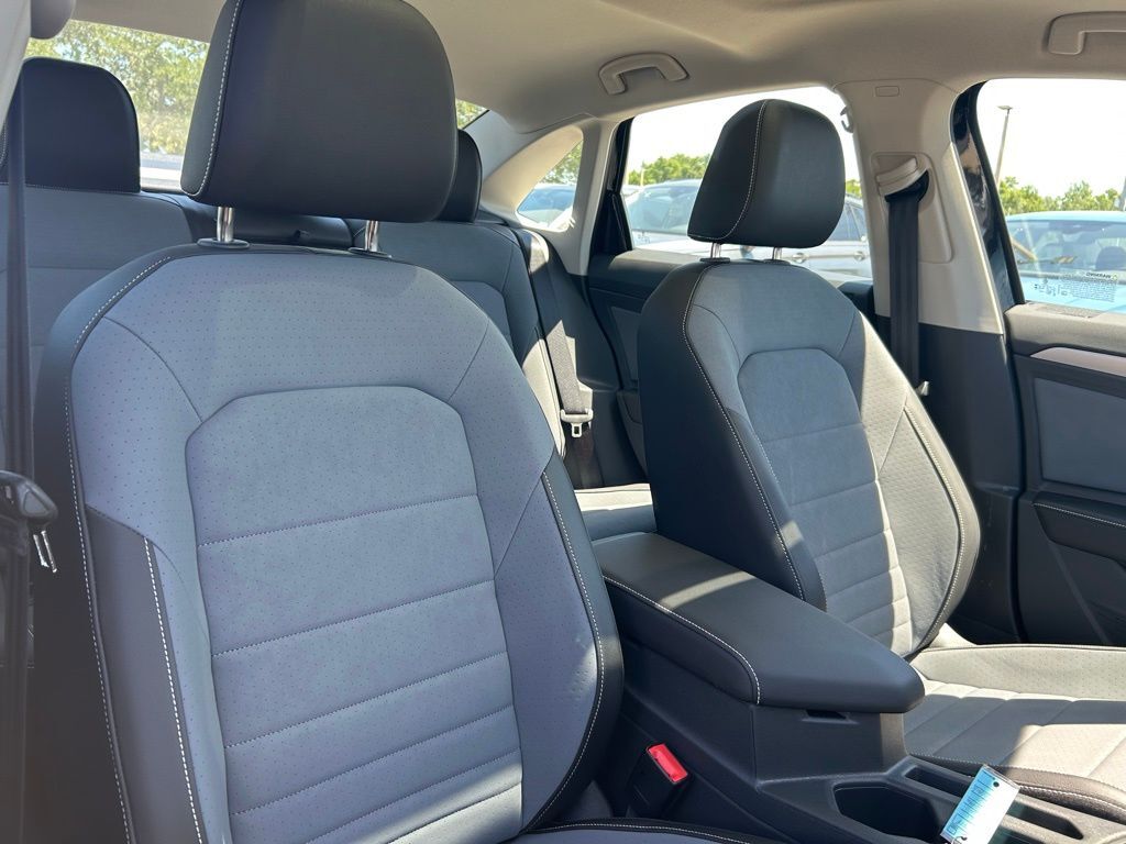 2025 Volkswagen Jetta 1.5T SE Tampa FL