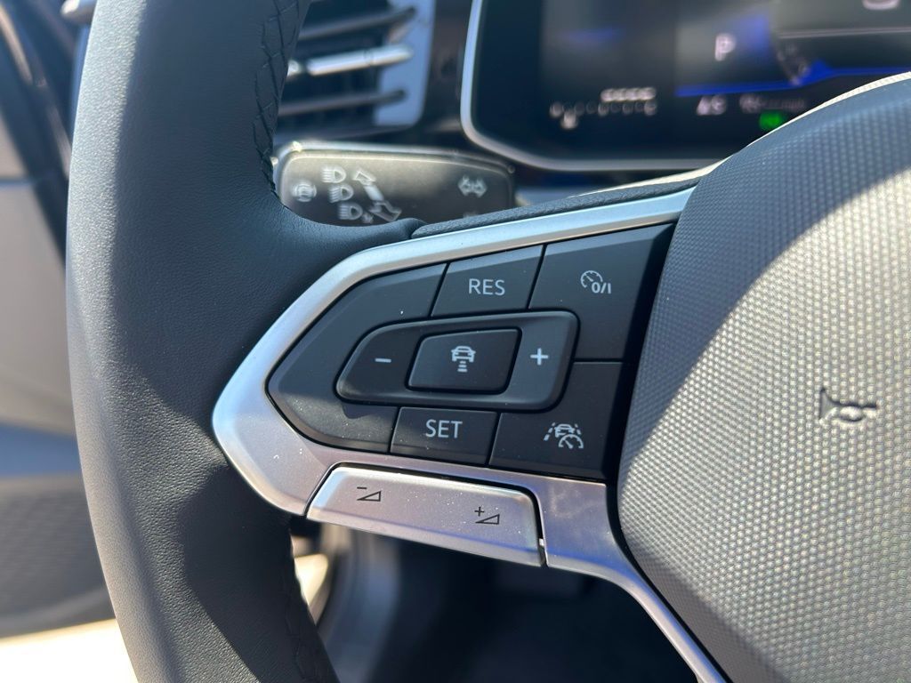 2025 Volkswagen Jetta 1.5T SE Tampa FL