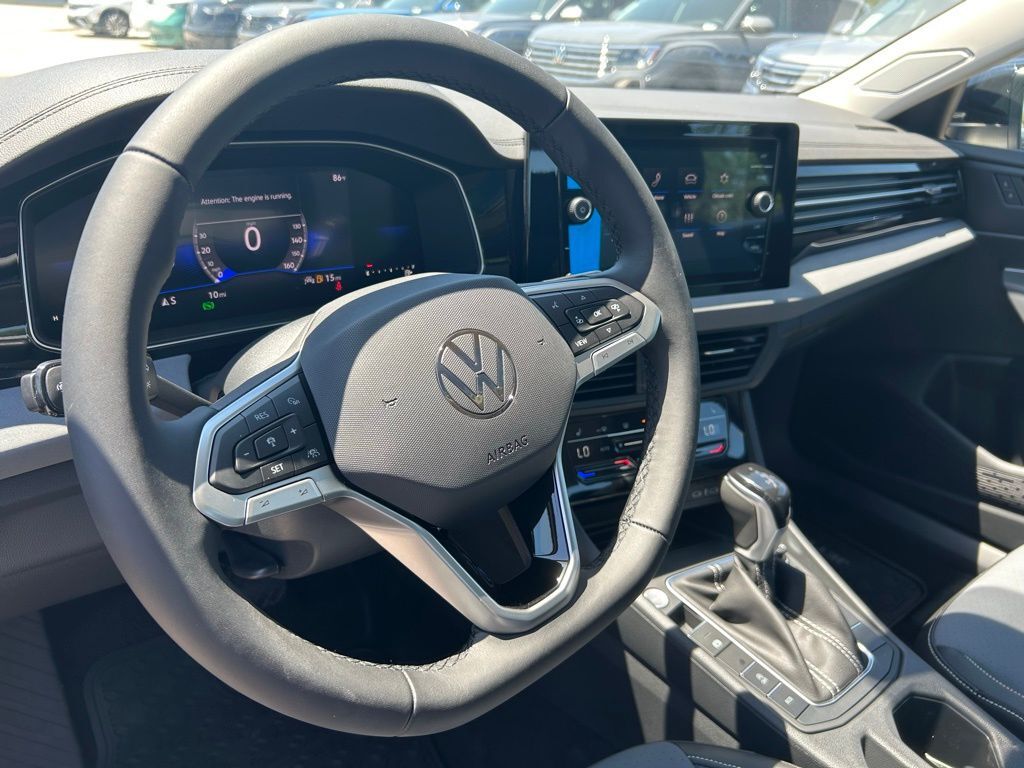 2025 Volkswagen Jetta 1.5T SE Tampa FL