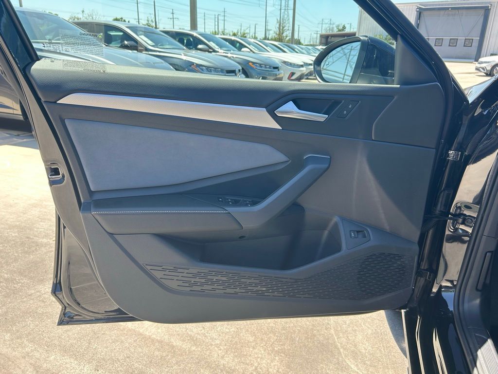 2025 Volkswagen Jetta 1.5T SE Tampa FL