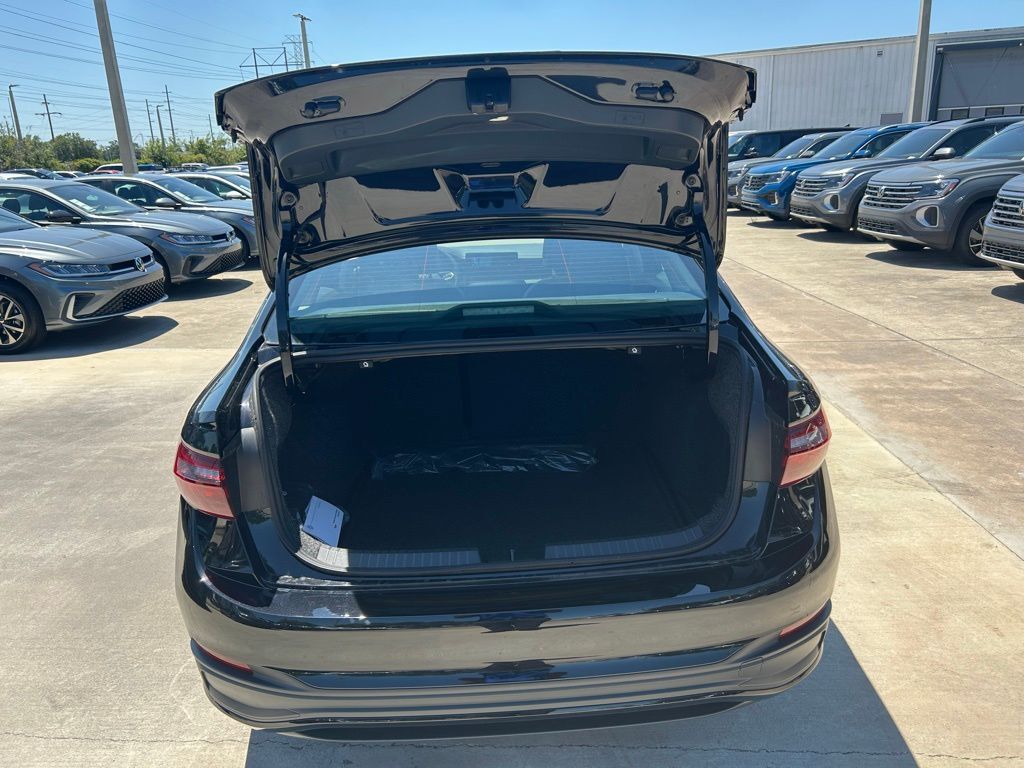 2025 Volkswagen Jetta 1.5T SE Tampa FL