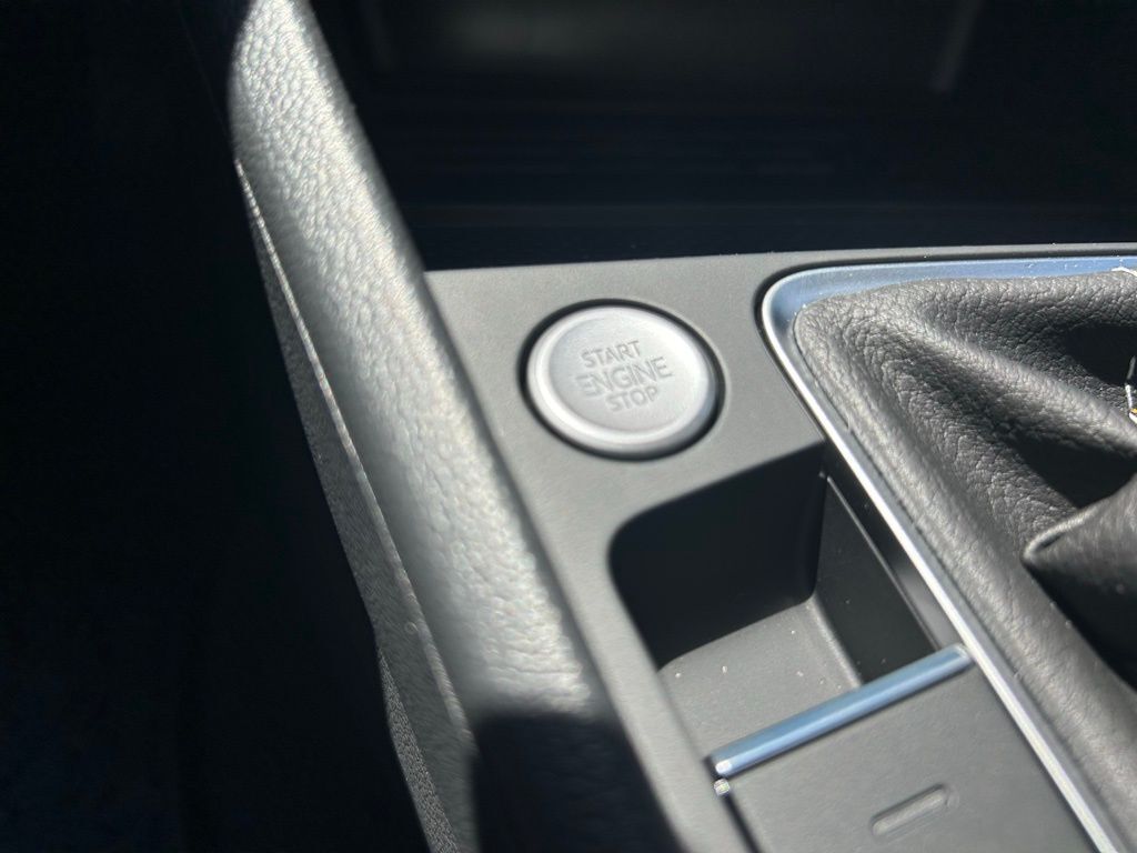 2025 Volkswagen Jetta 1.5T SE Tampa FL