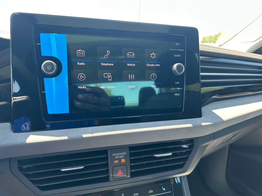 2025 Volkswagen Jetta 1.5T SE Tampa FL