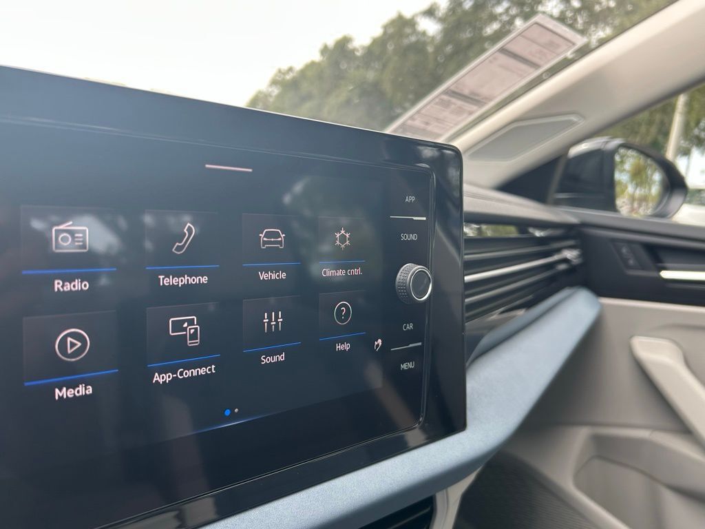 2025 Volkswagen Jetta 1.5T SE Tampa FL