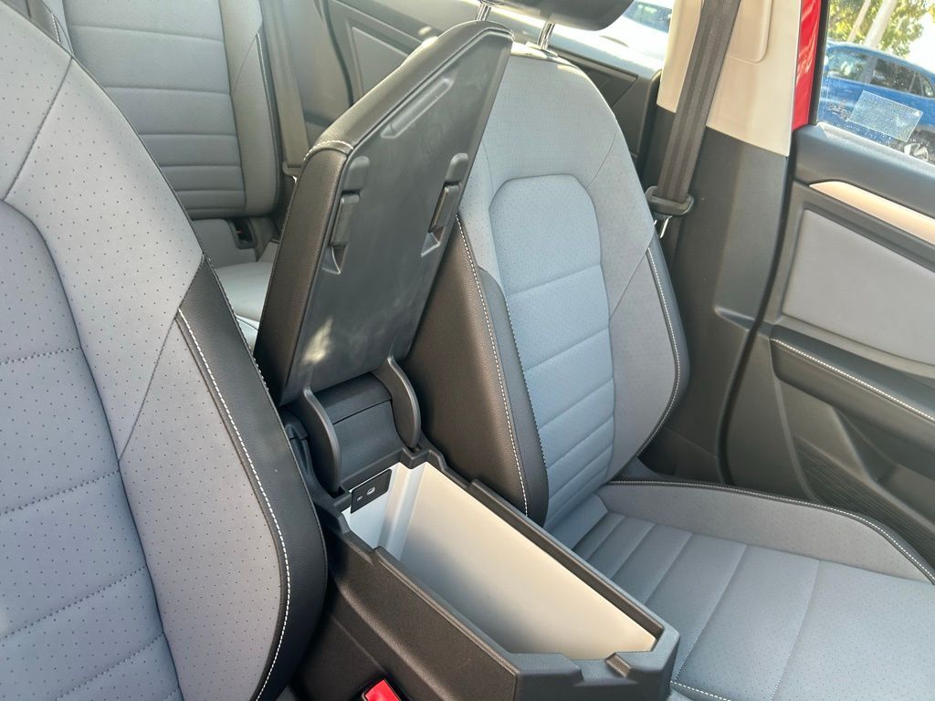 2025 Volkswagen Jetta 1.5T SE Tampa FL