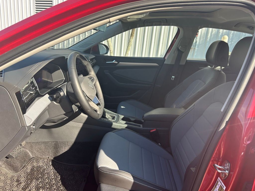 2025 Volkswagen Jetta 1.5T SE Tampa FL