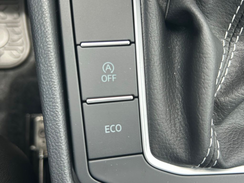 2025 Volkswagen Jetta 1.5T SE Tampa FL